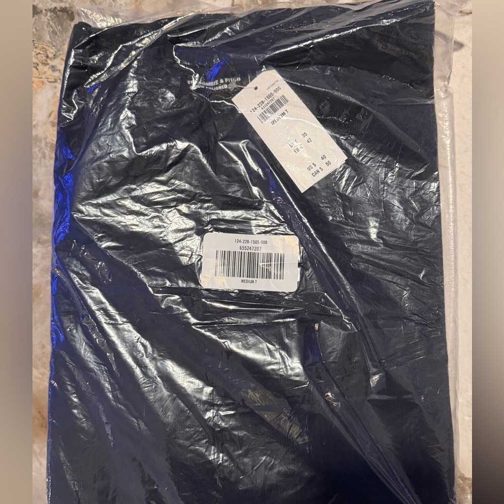 Abercrombie & Fitch Black Premium T-Shirt